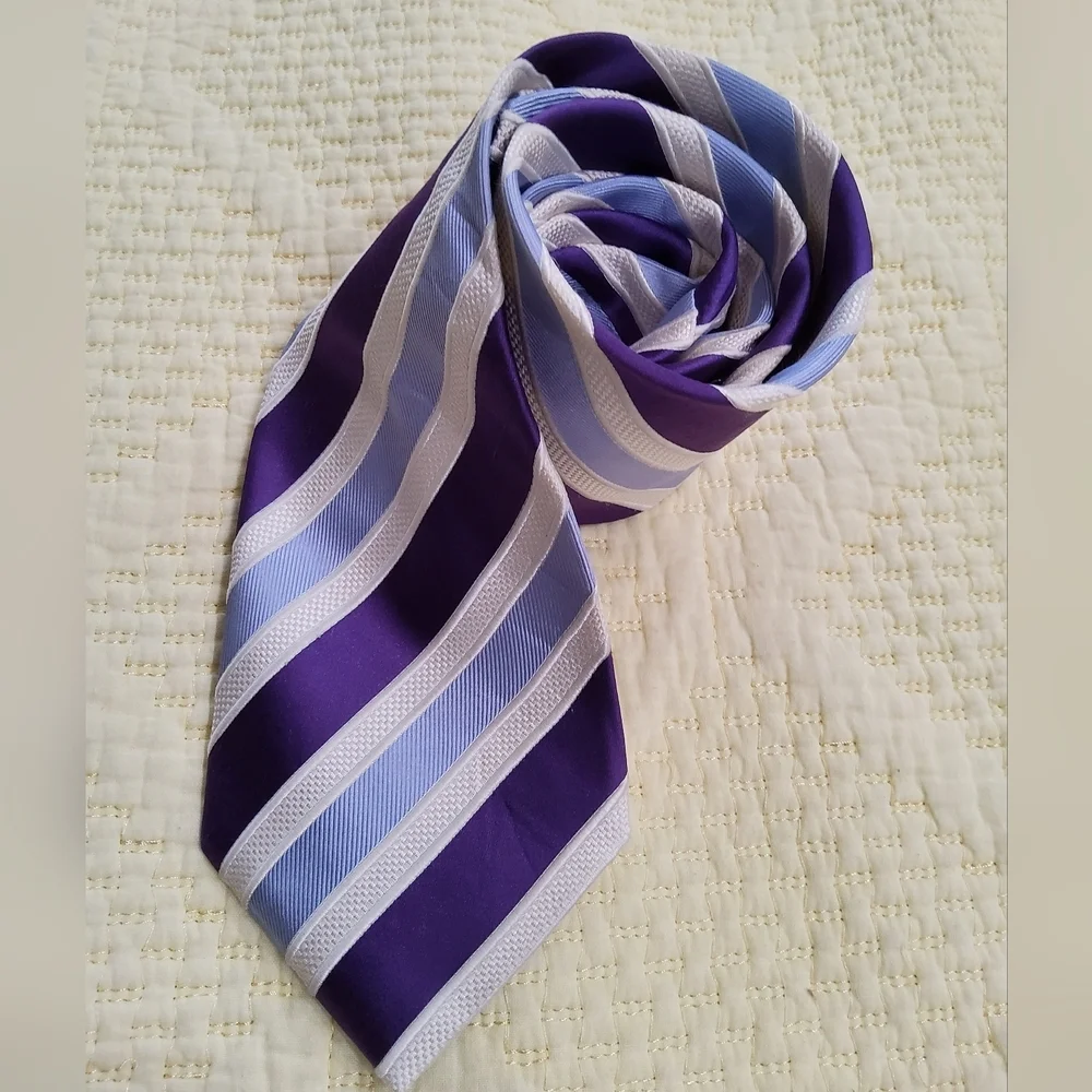Donald J Trump Signature Collection Silk Dress Tie